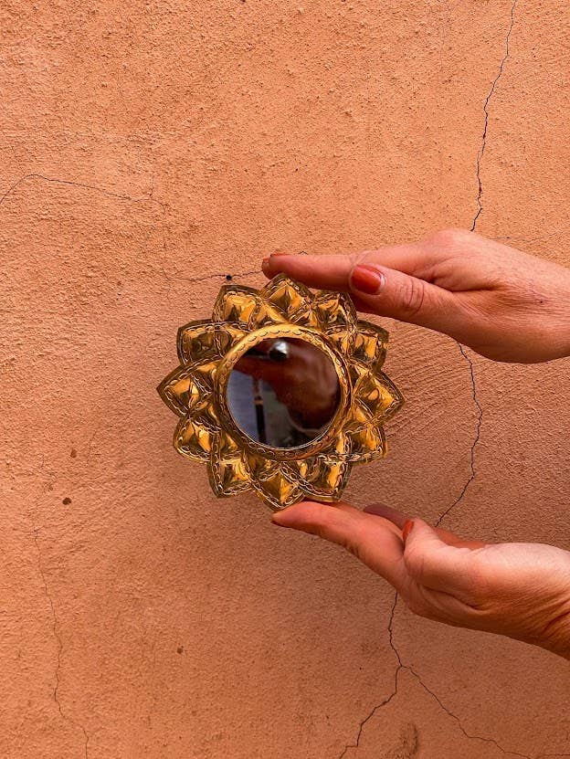 Miroir fleur , bronze