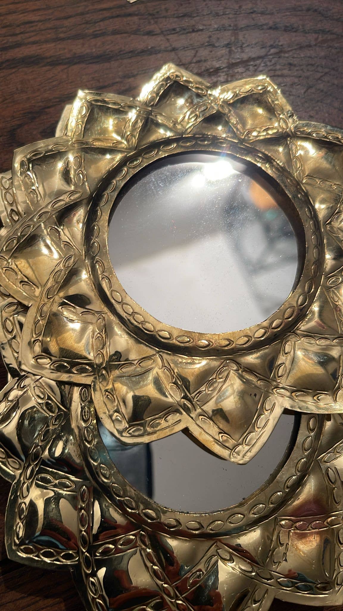 Miroir fleur , bronze