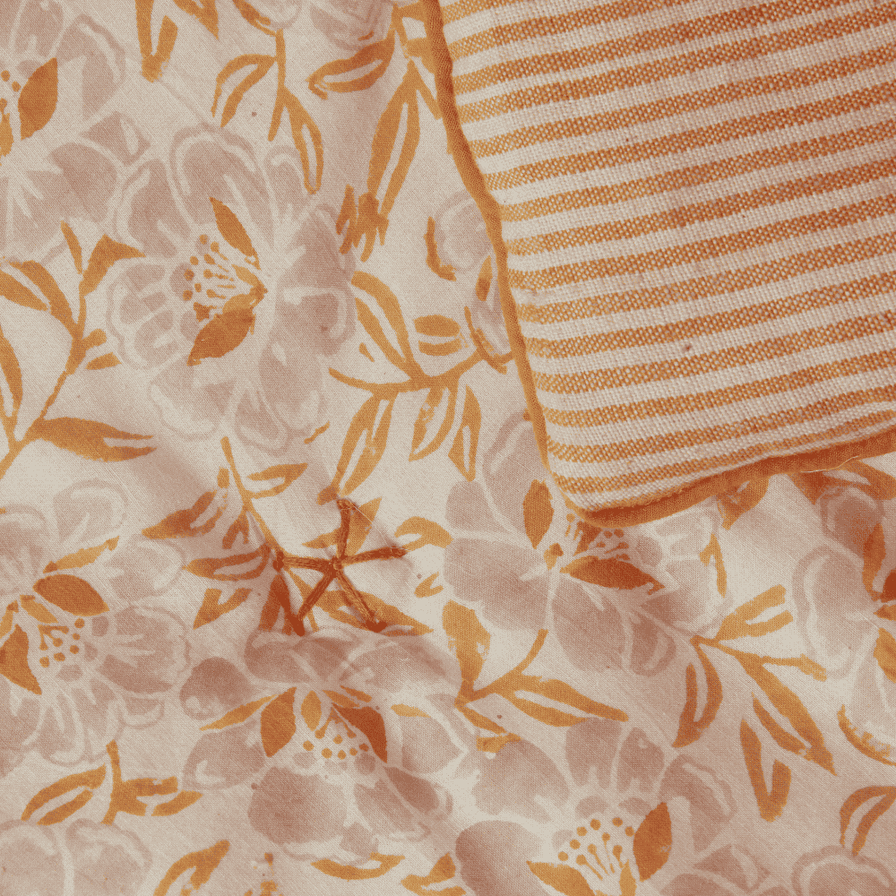 Bonheur du jour Sofa Cover - Petunia Rose