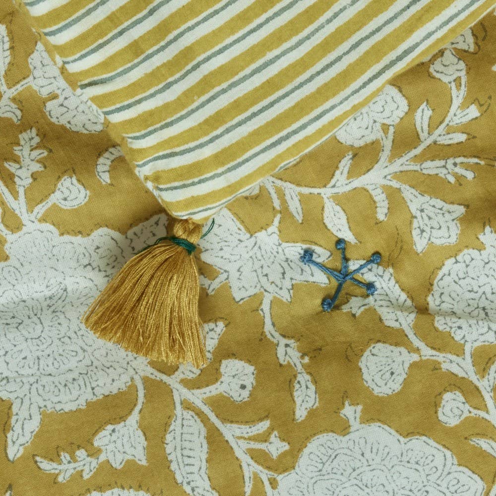 Bonheur du jour  Sofa Cover Tupia Absynthe