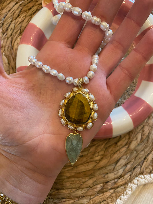 Collier habaha sautoir en perle d’eau blanc