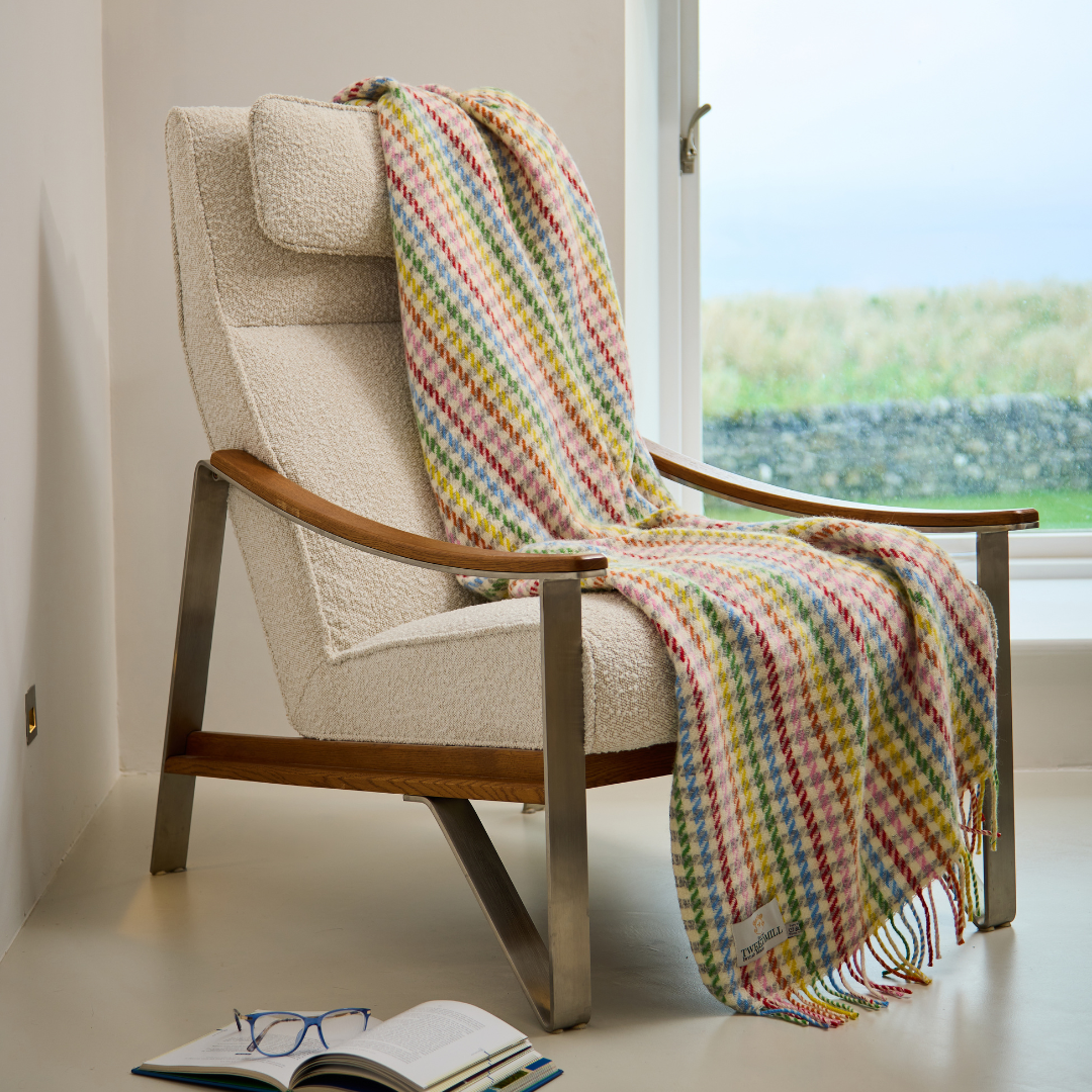 Plaid tweedmill  en pure laine vierge à motif pied-de-poule