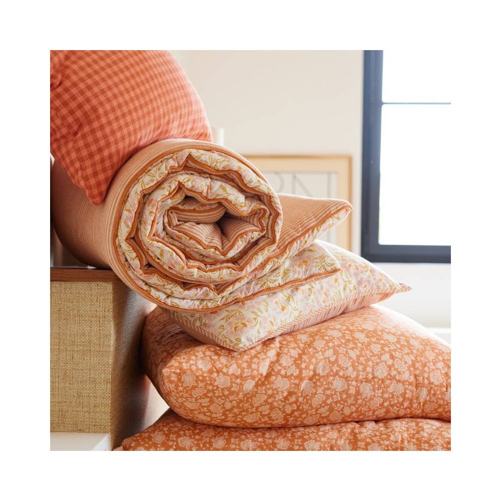 Bonheur du jour Sofa Cover - Petunia Rose